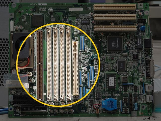 RAM（ランダムアクセスメモリ）とは何ですか？ 