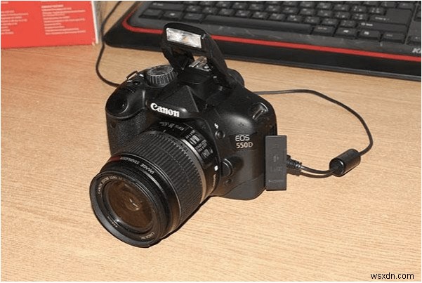 古いデジタル カメラを Web カメラとして使用する方法