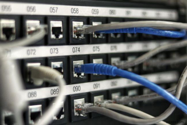 コンピュータネットワークにおけるワークグループとは?使い方とドメイン・HomeGroupとの違いを解説