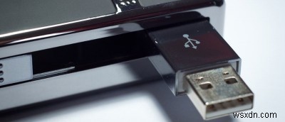 WindowsでLinuxを試すなら!「Universal USB Installer」で起動可能なUSBメモリを簡単作成する方法