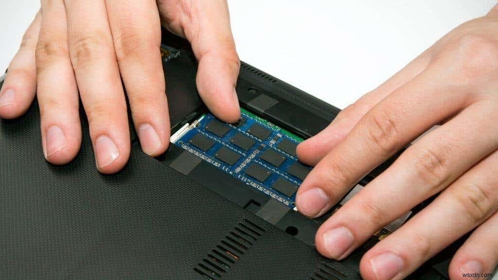 ノートパソコンは自作できる？理想の1台を手に入れる6つの方法