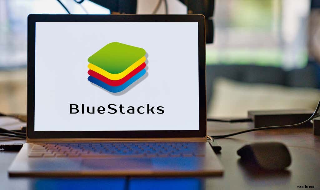 WindowsとMacでBlueStacksを完全にアンインストールする方法【残ファイルも削除】