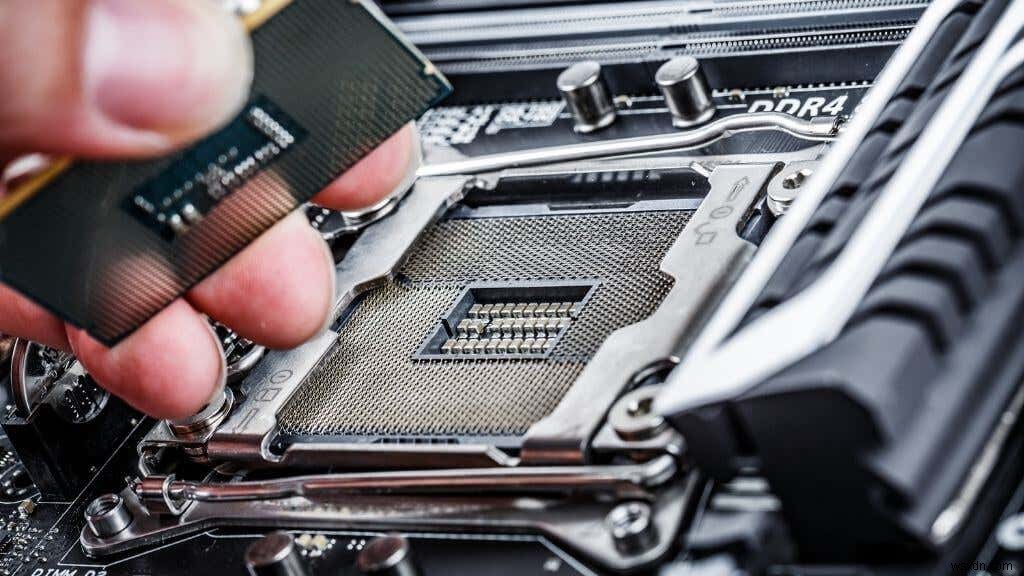 パソコンに搭載されているマザーボードの型番を確認する5つの方法
