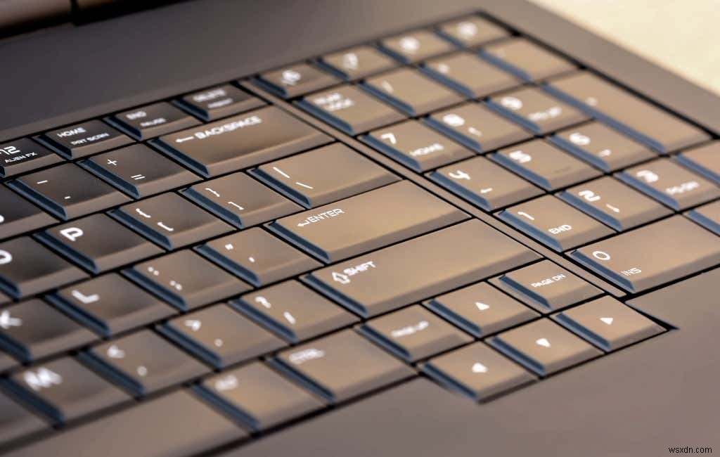 WindowsとMacでノートPCのキーボードを無効化する方法を徹底解説