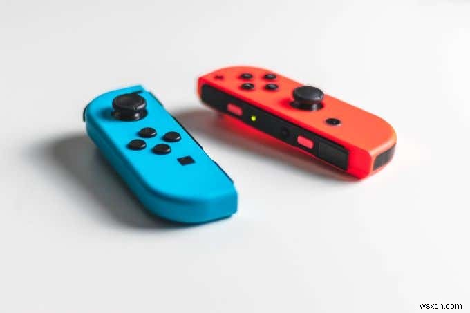 Nintendo Switchコントローラーの充電方法|Joy-ConとProコントローラーの正しい充電手順