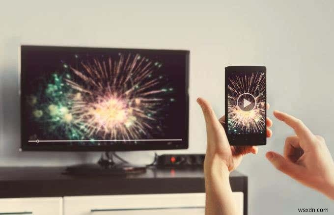 スマホやタブレットをUSB経由でテレビに接続する方法【Android・iPhone対応】