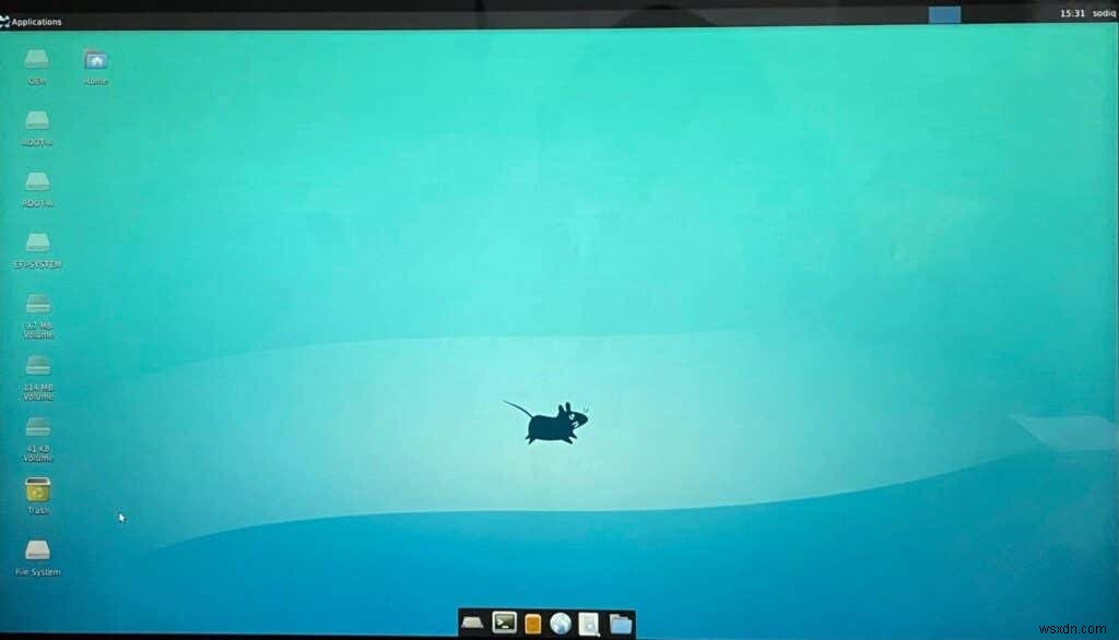 ChromebookにLinuxディストリビューションをインストールする方法【Crostini・Crouton対応】