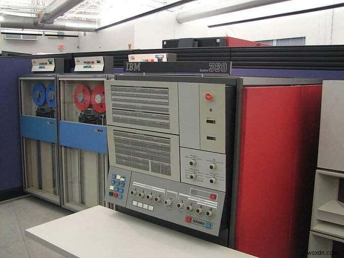 Telnetとは？仕組み・歴史・SSHとの違いをわかりやすく解説