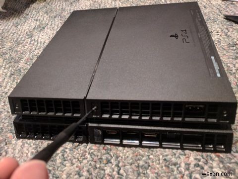 騒音が気になるPS4を静かにする！ホコリ除去の完全ステップバイステップガイド
