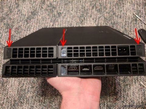 騒音が気になるPS4を静かにする！ホコリ除去の完全ステップバイステップガイド