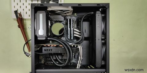 CPUのサーマルペーストを塗り替える方法：正しい手順とポイント