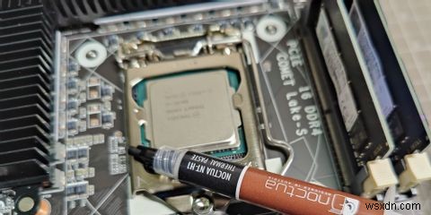 CPUのサーマルペーストを塗り替える方法：正しい手順とポイント