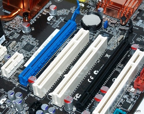 パソコンが遅いと感じたら？低コストで実現できる高速化アップグレード4選
