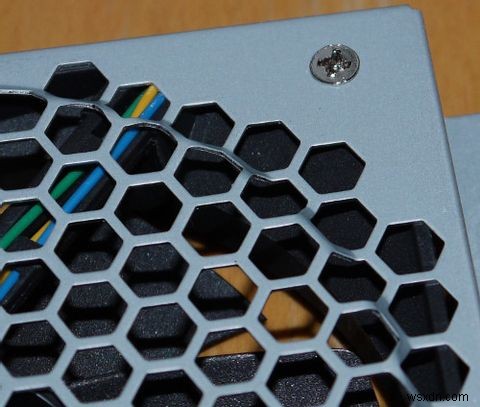 PC冷却ファンの取り付け方を初心者向けにわかりやすく解説