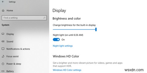 Windows 10で外部モニターの明るさを調整する3つの簡単な方法