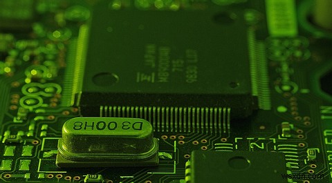 なぜ64ビットOSは16ビットアプリを動かせないのか？理由と解決策を徹底解説