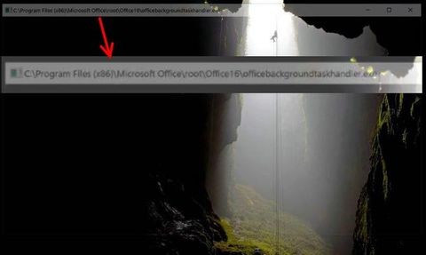【解決法】Windowsで一瞬だけ表示される謎のコマンドプロンプト・ポップアップを止める方法