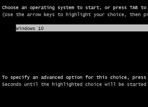 Windows 10をWindows 7風のクラシックなブートメニューに戻す方法