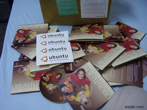 Linuxに最適なノートPCの選び方|中古ThinkPad・Mac・Dellを徹底解説