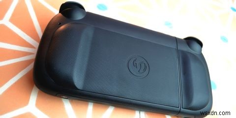 Nacon MG-Xレビュー：Androidスマホを本格ゲーム機に変える万能コントローラー