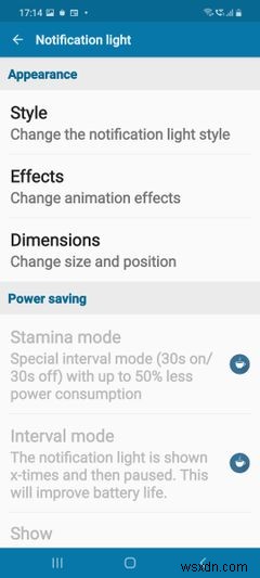 サムスンのGalaxyスマホでカメラ穴周辺のLED通知を有効にする方法