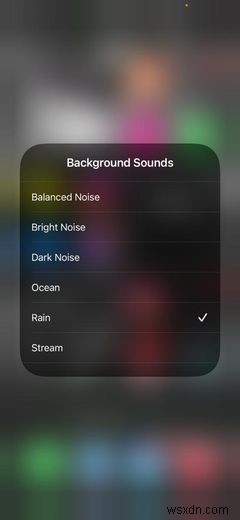 iOS 15の「背景音」機能でリラックス効果のある環境音を再生する方法