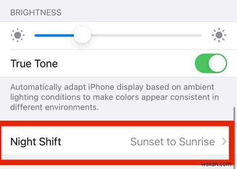 【iPhone】ナイトシフトでブルーライトを軽減する方法を徹底解説