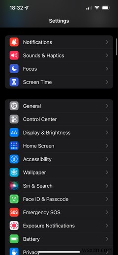 iPhoneのロック画面を変更するすべての方法|壁紙・パスコード・通知設定まとめ