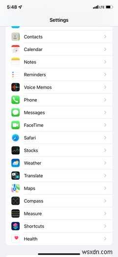 Safariの「Webサイトの着色」とは？iOS 15でオフにする方法を解説
