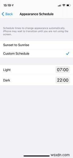 iPhone・iPadでダークモードを使う方法｜切り替えとスケジュール設定ガイド