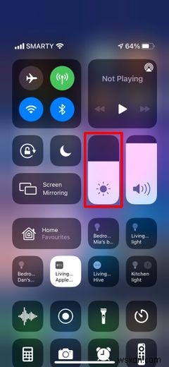 iPhone・iPadでダークモードを使う方法｜切り替えとスケジュール設定ガイド