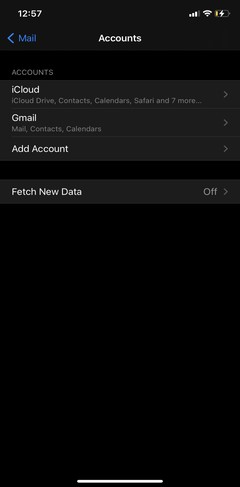 iPhoneの低電力モードとは？バッテリーを長持ちさせる仕組みと便利な活用術