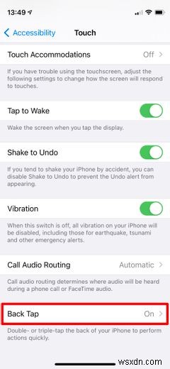 iPhoneの裏に隠された秘密のボタン「バックタップ」の使い方と設定方法