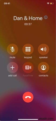iPhoneで電話会議(三者通話)を行う方法|電話アプリとFaceTimeの使い方
