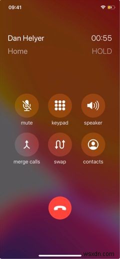 iPhoneで電話会議(三者通話)を行う方法|電話アプリとFaceTimeの使い方