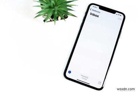 メール過多に悩むあなたへ——受信箱を整理して生産性を取り戻す4つの実践テクニック