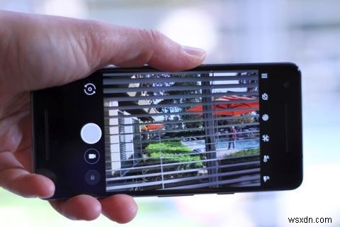 Google Pixel 2徹底レビュー：史上最高のスマートフォンなのか？