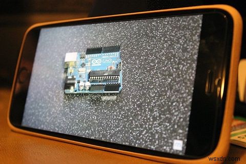 スマホケースいらず?家にある「輪ゴム」でスマホを守る最安プロテクション術