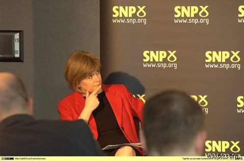 自由か、大量監視か――英国主要政党のオンライン・プライバシー公約を徹底比較
