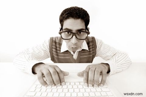 Facebookの新「通報」機能は言論の自由を脅かすのか?