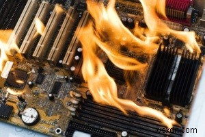 Windowsパソコンがフリーズ・再起動を繰り返す?ハードウェアが原因の7つのチェックポイントと対処法