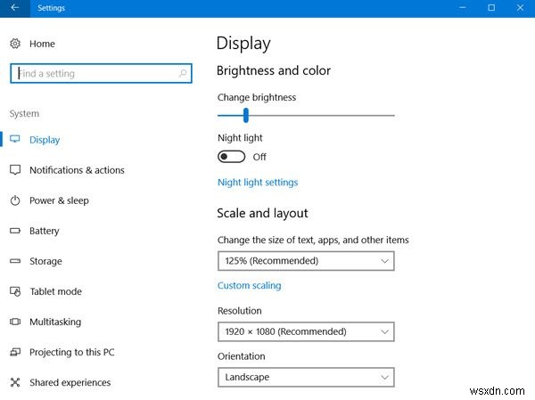 Windows 11/10でブルーライトカット機能「ナイトライト」をオン・オフする方法