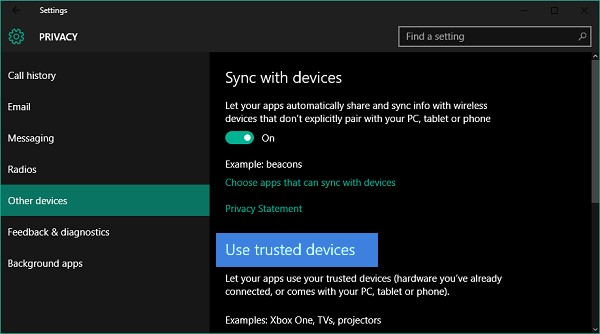 Windows 11/10でアプリに信頼できるデバイスの使用を許可する方法