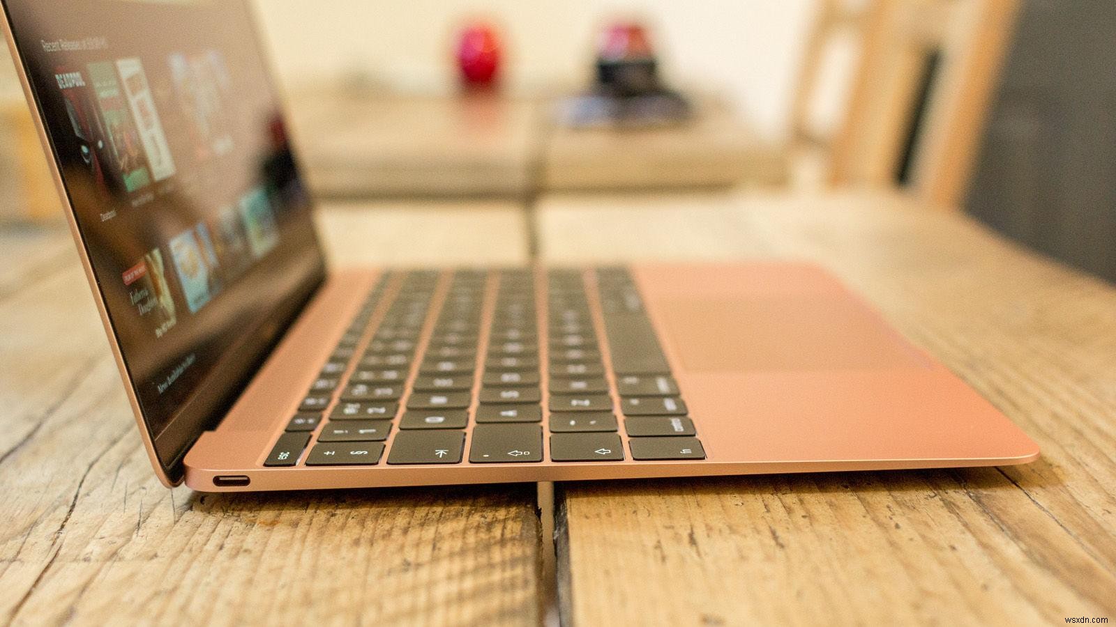 MacBookにポートを追加する方法｜USB-Cハブと変換アダプタの活用術