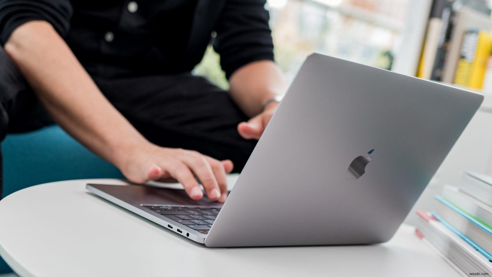 MacBookにポートを追加する方法｜USB-Cハブと変換アダプタの活用術