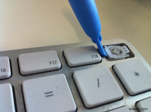 Macのキーボードのキーを外す・掃除・交換する方法とキー配列の変更手順
