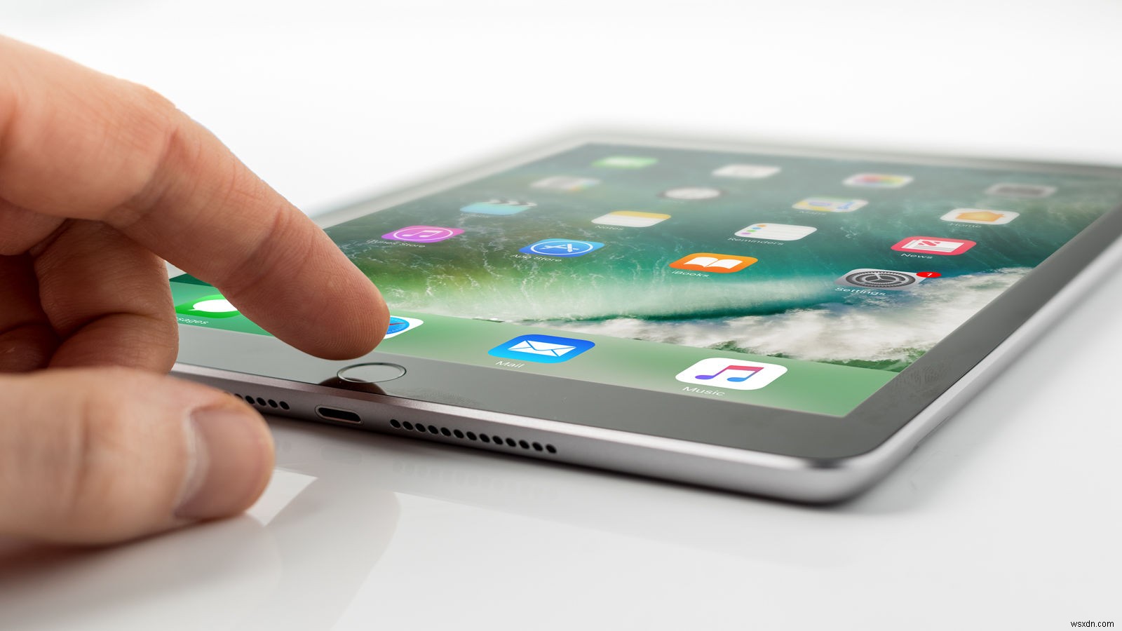 【初心者向け】iPadの使い方入門ガイド｜電源操作からアプリ管理まで徹底解説