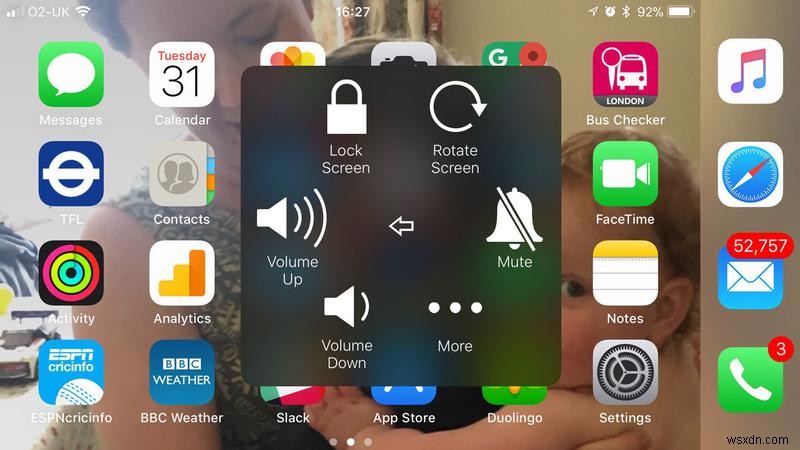 iPhoneでホームボタンを復活させる方法！AssistiveTouchの使い方を徹底解説