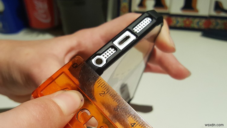 プリングルズの空き容器で作る!10分で完成する激安iPhoneスピーカーのDIY方法
