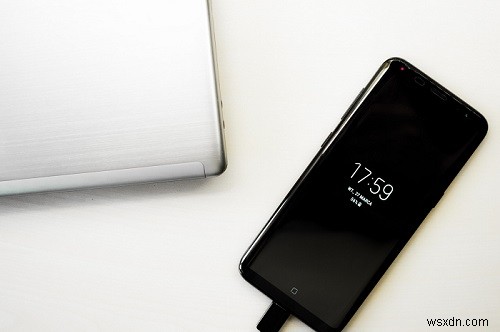 旅行中にスマホのバッテリーを長持ちさせる12の節約術
